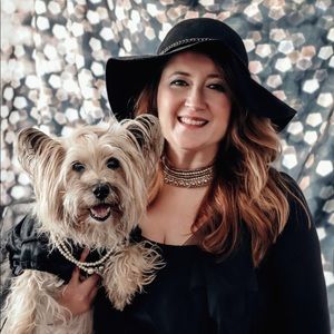 Meet your Posher, Jennifer